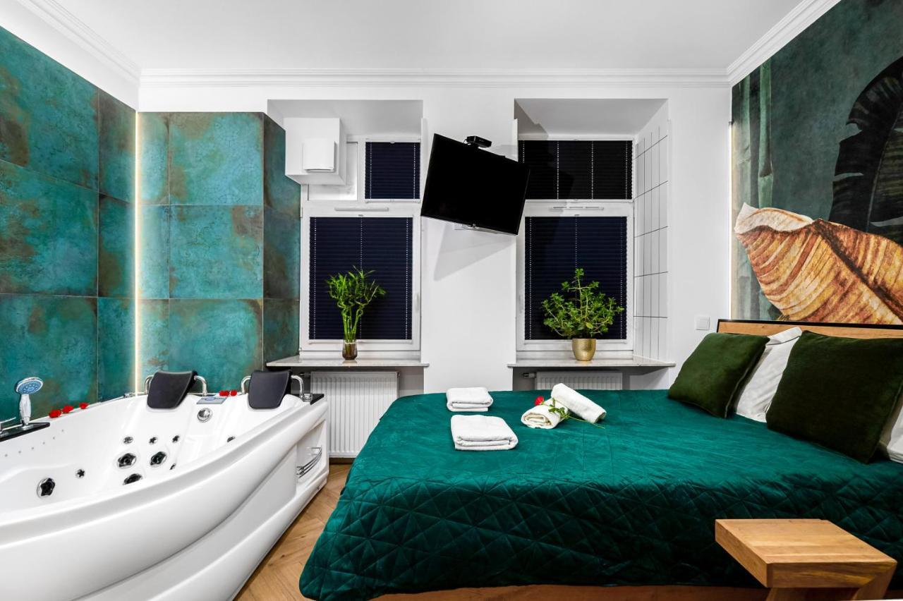 Jacuzzi & Bike Apartment, كراكوفيا المظهر الخارجي الصورة